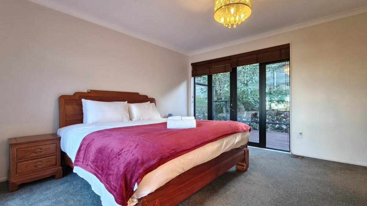 Hidden Oasis In Epsom With Panoramic View Villa Auckland Bagian luar foto
